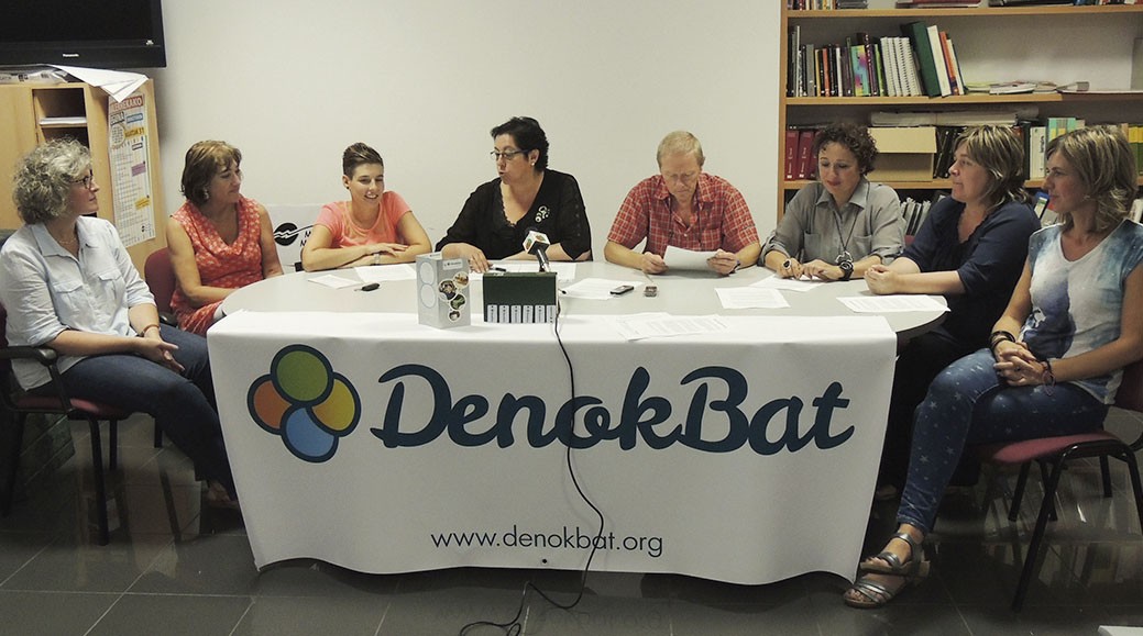 Ortzegun Santu egunean dendak ez irekitzeko deia egin du Denok Bat Merkatari eta Zerbitzu Federazioak