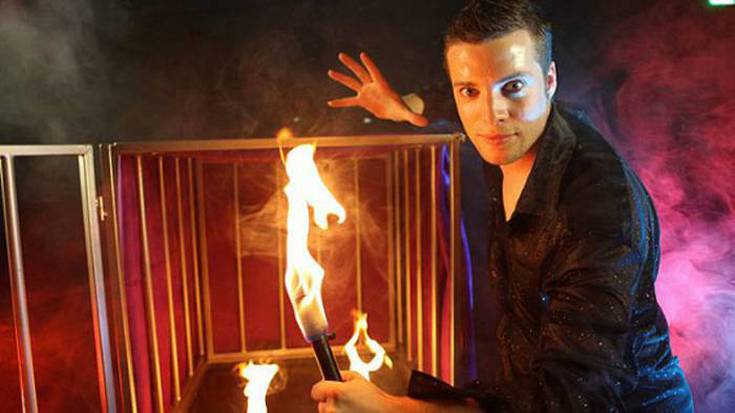 Sun magoaren ikuskizuna igandean Beran