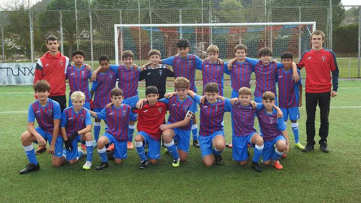 Sarako Izarra errugbi taldeak Zibururen kontrako euskal derbia irabazi du