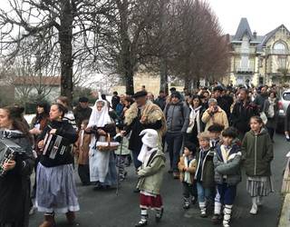 Olentzero eta Mari Domingi abenduaren 20an datoz Sarako plazara