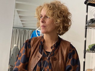 «Denda aldatzen joan naiz eta nire esentzia eman diot»