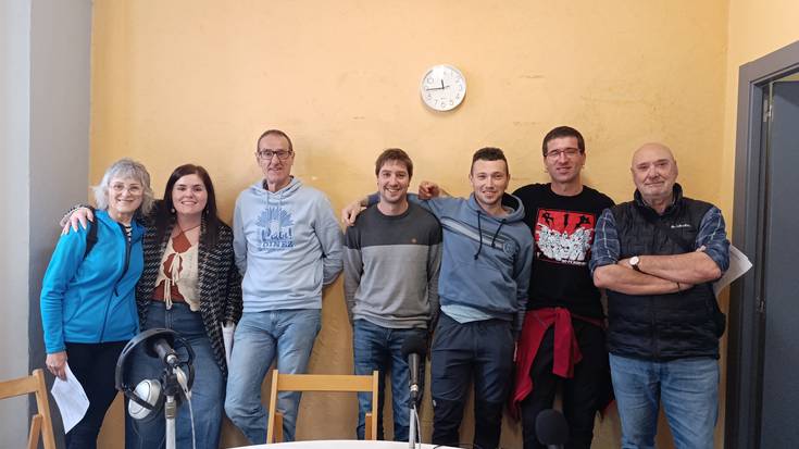 Zangotzaldeako AEK-ko ikasleak izan ditugu bisitan