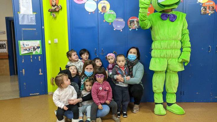 Irain eskolan Euskararen Nazioarteko Eguna ospatu dute