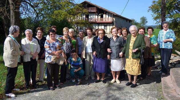 Berako Dornakuko auzotarrek besta egin zuten irailaren 25ean