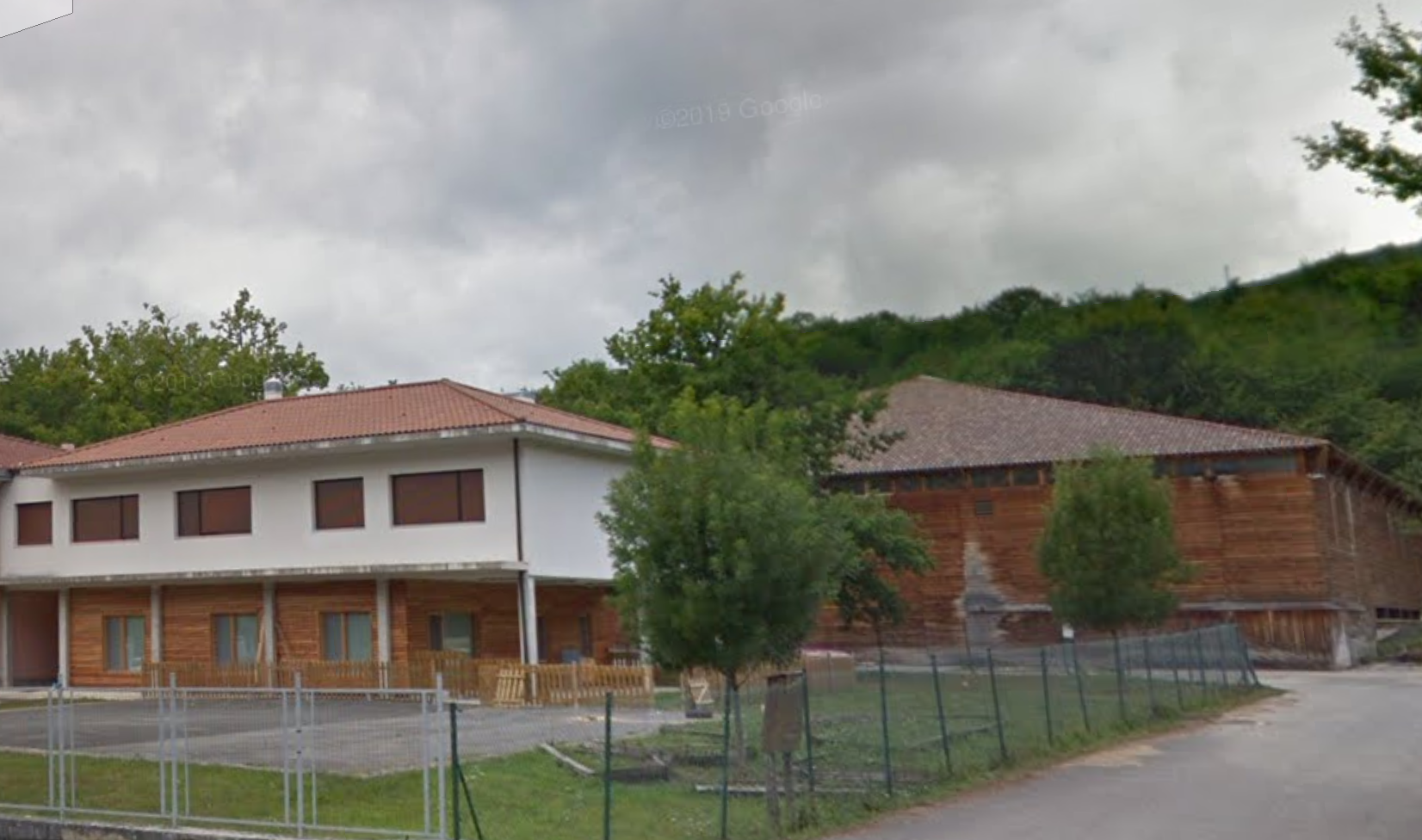 Eguraldi iragarpena dela eta, Basaburuko azoka Jauntsarasko kiroldegian eginen dute