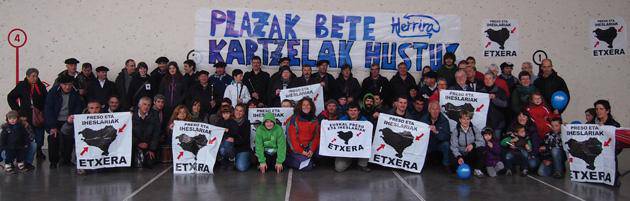 Elkarretaratzea presoekin elkartasunean 