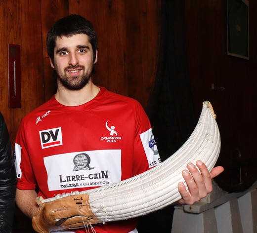 Finalerdietako ligaxkako lehenbiziko partida irabazi du Juaneneak