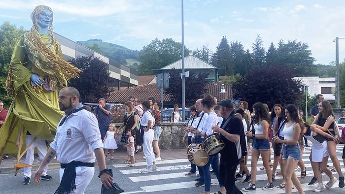 Altzateko bestak ospatuko dituzte ortziralean hasi eta igandera arte