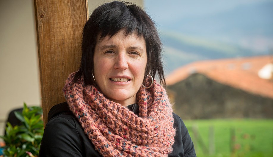 Amaia Apalauzarekin literatur solasaldia eginen dute bihar Leitzan