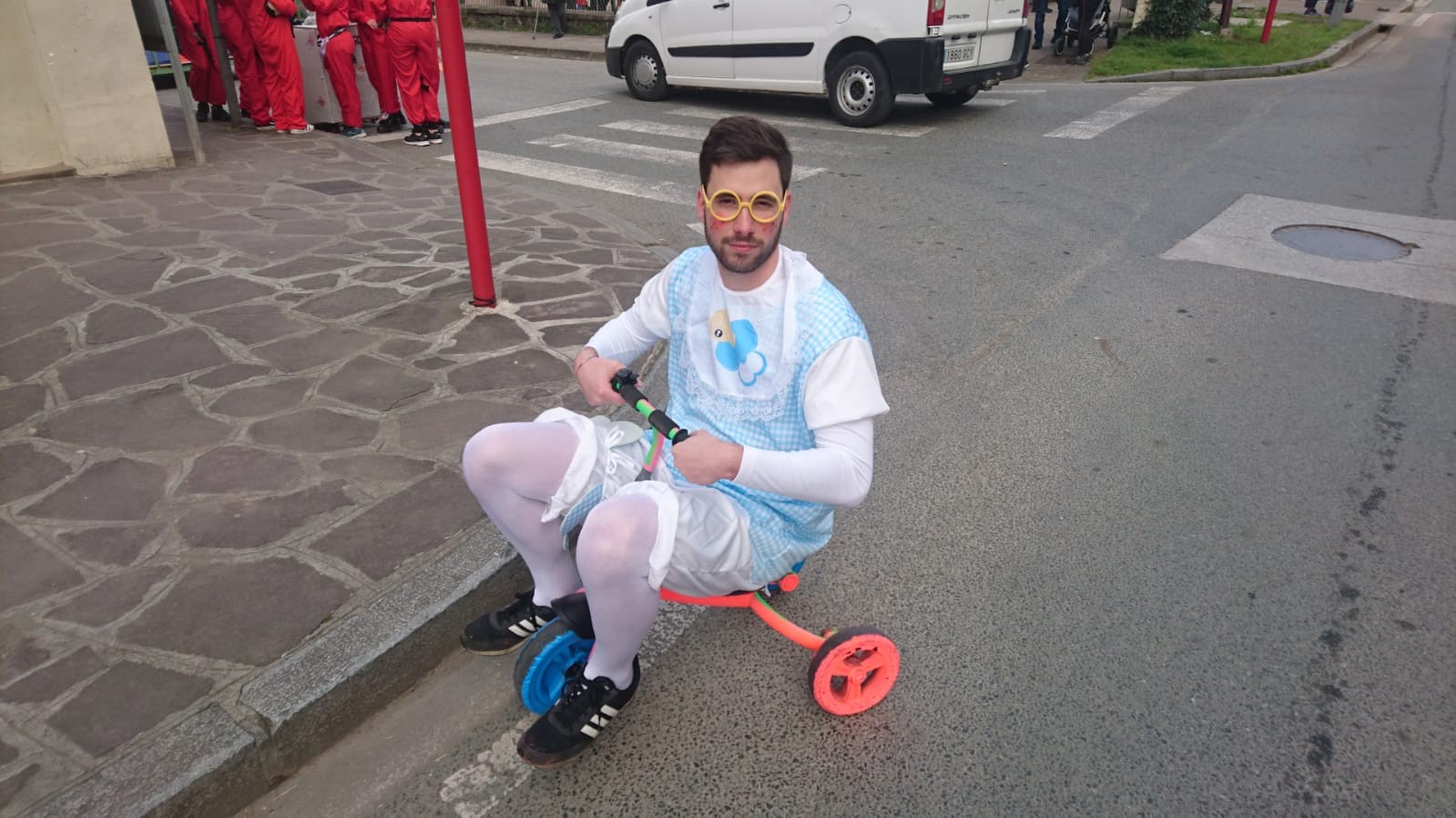 «Besta giro bikainean mozorrotzeko eta lotsa kentzeko egunak dira inauteriak»