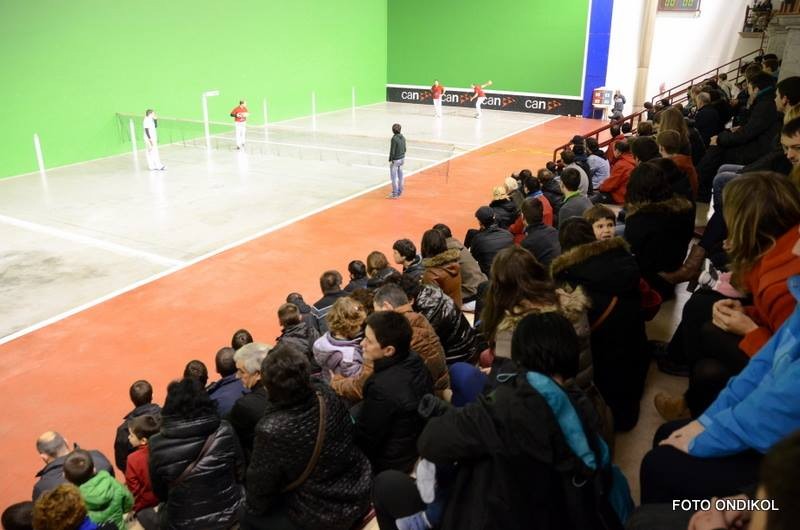 Iruritako bestetako pilota partiden txartelak erosteko azken egunak