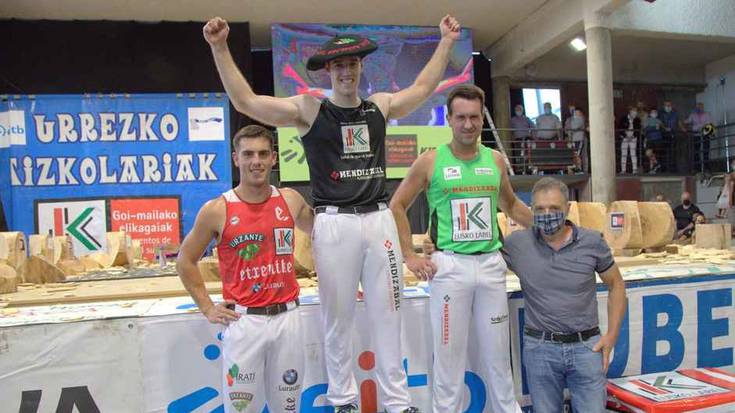 Txikia IV.a azkoitiarrak banakako Urrezko Aizkolarien Txapelketa irabazi du