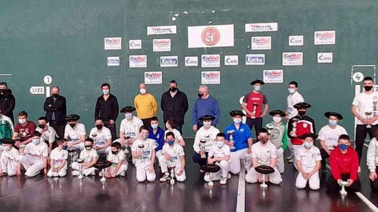 Malerrekako XIX. pilota txapelketako finalak larunbatean jokatu dituzte Donezteben eta Lesakan