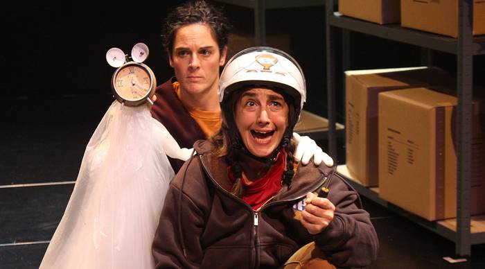 'Mamuak ezagutzera joan zen umea' antzezlana