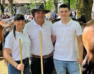 «Ferietako gauzarik politena azienden paseoa izaten da»
