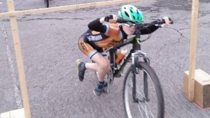 Baztandarra txirrindulari taldekoek eskoletako azken entrenamendua egin dute