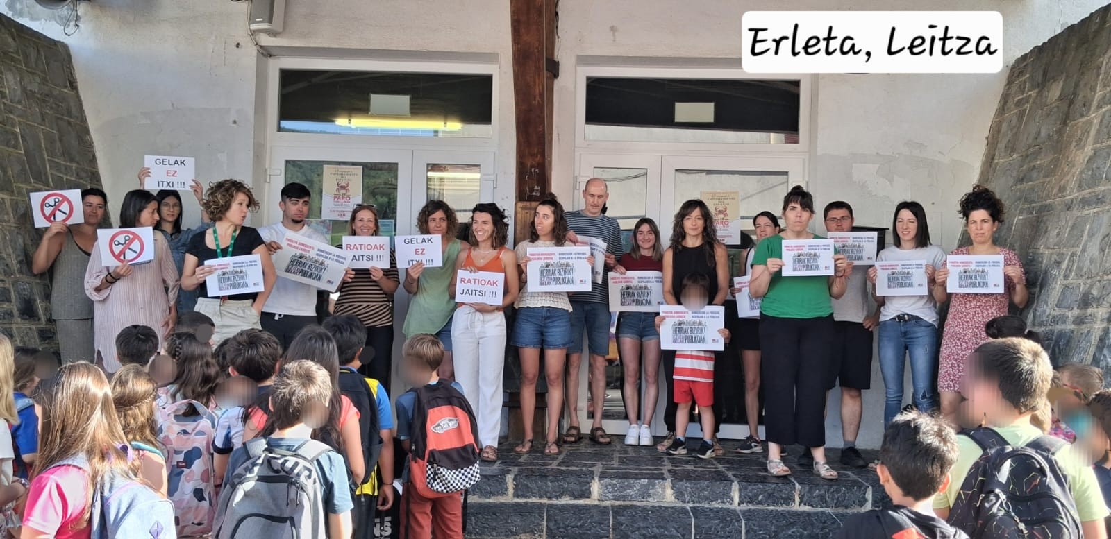 Erleta eskolako irakasleek ere bat egin dute hezkuntzako mobilizazioekin