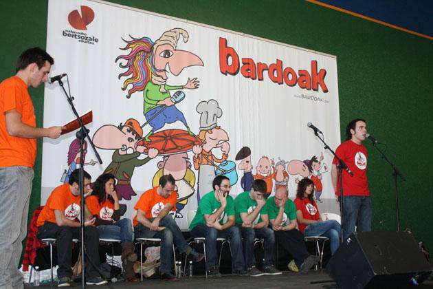 Bertso giro bikaina eta Rimak Exkaxko taldea nagusi Bardoak 2012 ekimeneko finalean