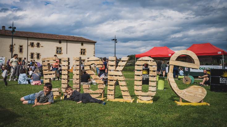 Eusko Eguna ospatuko dute apirilaren 18an Ezpeletan