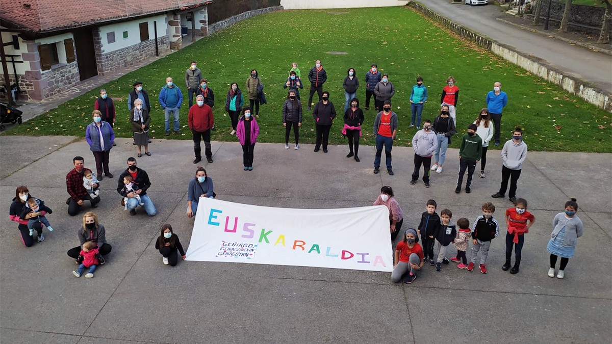 Arraiozen ere 'Euskaraldia Baztan 15 egun 15 herri' ekimenarekin bat egin dute