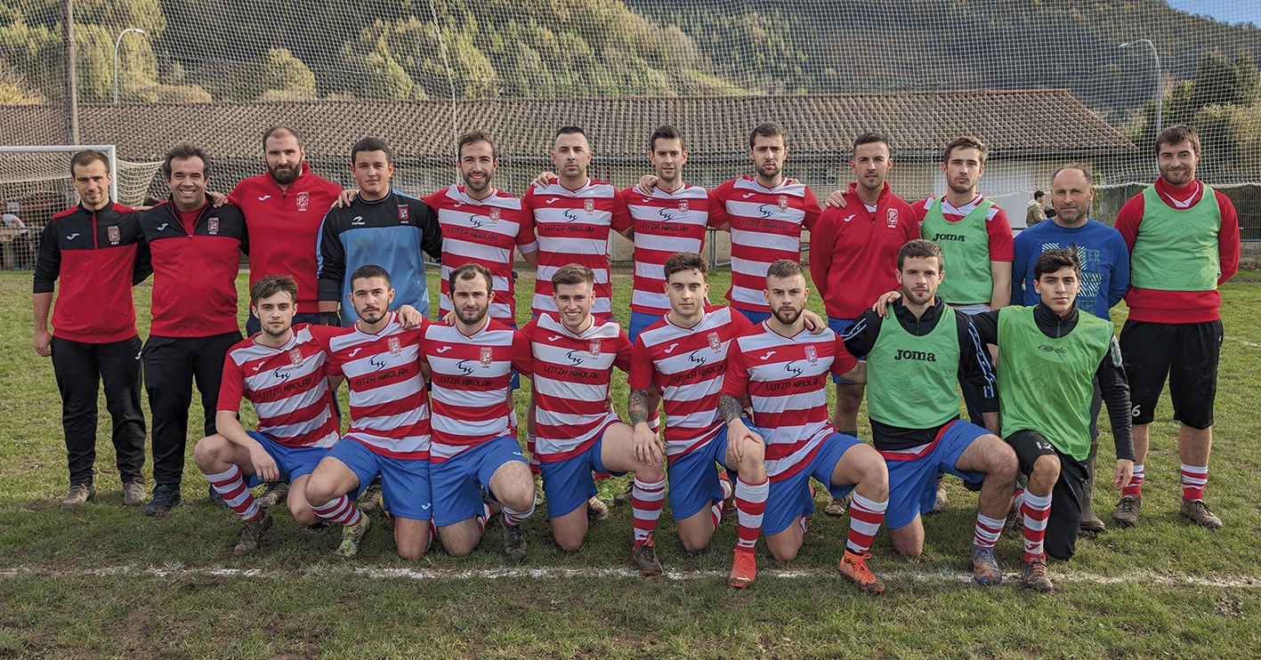 Preferente mailan estu dabil aurten Leitzako Aurrera futbol taldea