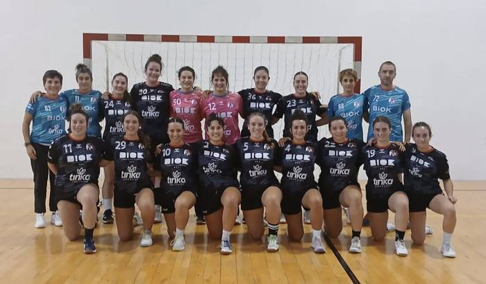 Emakumeen eskubaloi taldeek ligari ekinen diote asteburuan