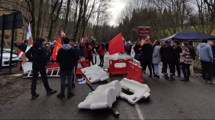 'Euskal Herrian mugarik ez!' aldarrikatzeko elkartuko dira igande eguerdian Lizarrietan