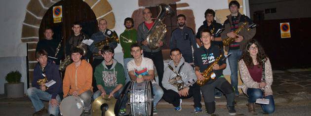 Santa Zezilia eguna elkarrekin ospatu dute Berako Abesbatzak eta Musika Bandak