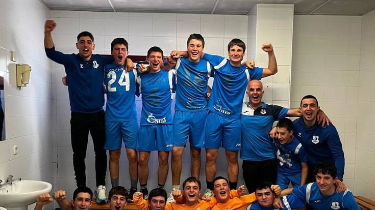 Txapeldunen faseko lehen postua segurtatu eta lauko finala Doneztebera ekarriko du Errekako gizonezkoen eskubaloi taldeak