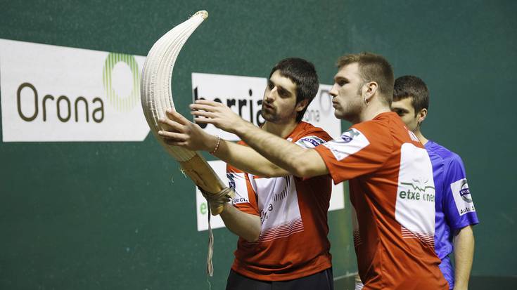 Juaneneak irabazi egin dio Endikari eta bi saldiastarrak seguru dira finalerdietan