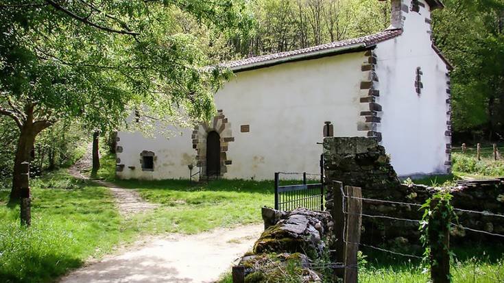 Bihotzaren bideko 5. kantu topaketa larunbat honetan eginen dute Etxalarren