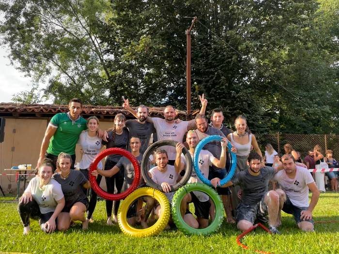 Arraiozko bestak ate joka ditugu