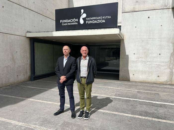 Hezkuntza premia bereziko ikasleei, irakasleei eta familiei laguntzeko hitzarmena sinatu dute ikastolek eta Nafarroako Kutxa Fundazioak