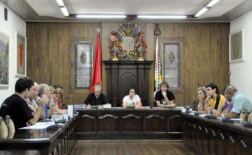 Aroztegiko proiektuaren inguruan txostena eskatu du Udalak