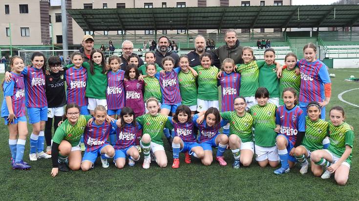 Sarako Izarra errugbi taldeko gizonezkoek Frantziako txapelketako final hamaseirenak jokatuko dituzte
