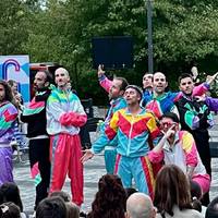 Tio Teronen Semeak taldearen dantza emanaldia