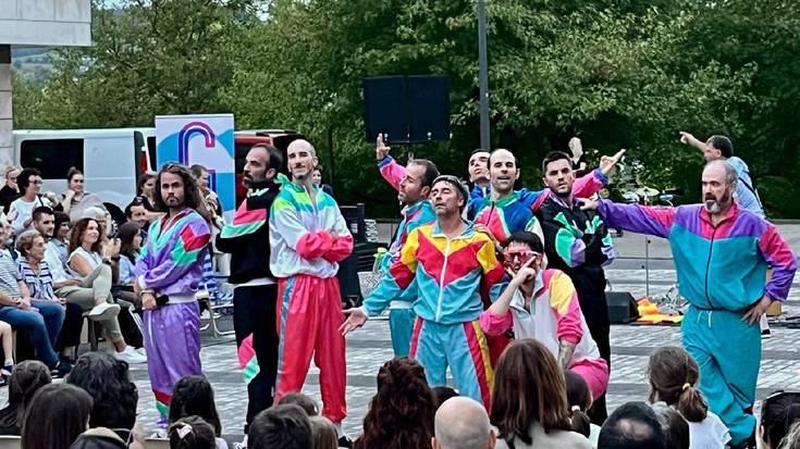 Tio Teronen semeak taldeak dantza ikuskizun umoretsua eskainiko du urriaren 11n Zugarramurdin