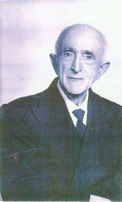 Angel Perez Galilea barberaren semeaz