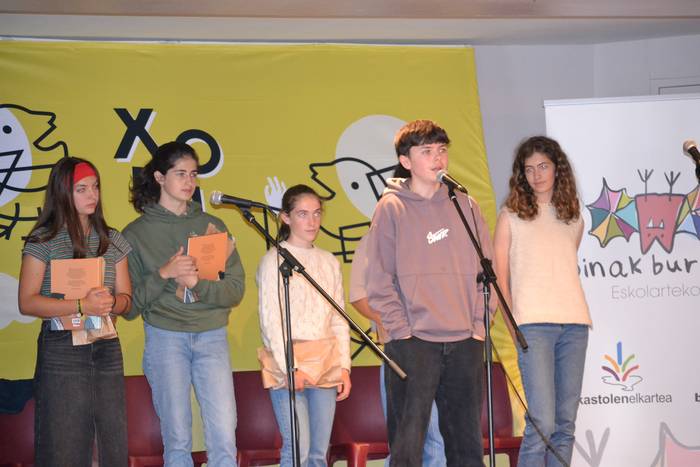 Nahia Etxeberrik irabazi du Gazte Xilaba bertsolari txapelketako finala