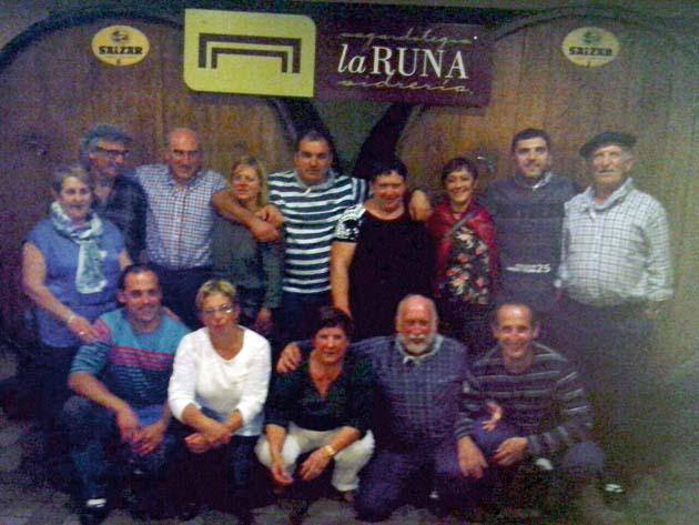 Iruñea kantuz 