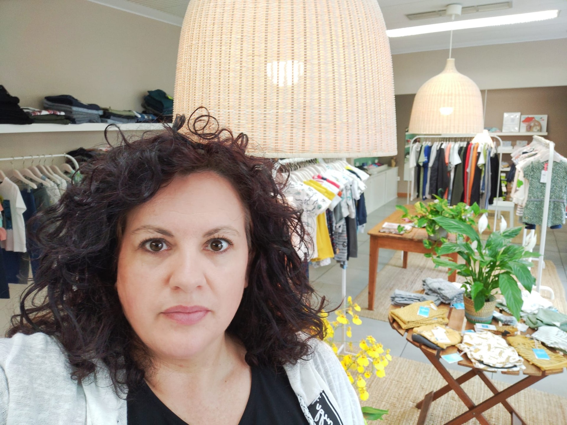 «Denda txikiek zail daukagu, ezin dugu edozein marka erosi»