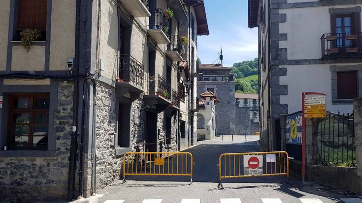 Terrazei tokia egiteko Elbarren kaleko zati bat oinezkoentzat egitea erabaki du Leitzako Udalak