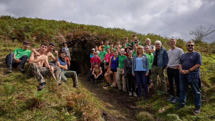 Ollo lehendakariordeak Otsondoko bunkerrean lanean ari diren gazteak bisitatu ditu