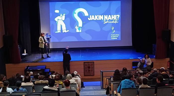 Arantxa Azpirozek irabazi du Leitzako Jakin nahi? lehiaketa