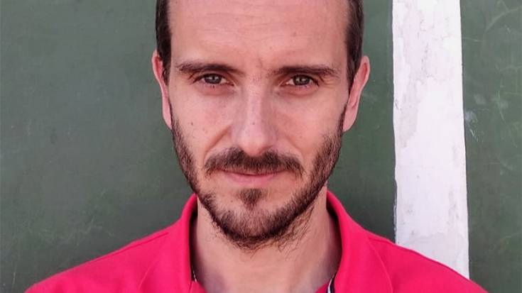 «Herriko bertsolariek inprobisatutako saioak izanen dira»