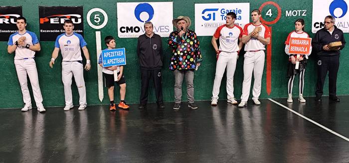 Elite mailako XII. Soroa Memoriala irabazi dute Beñat Apezetxea goizuetarrak eta Unax Apeztegia elizondoarrak