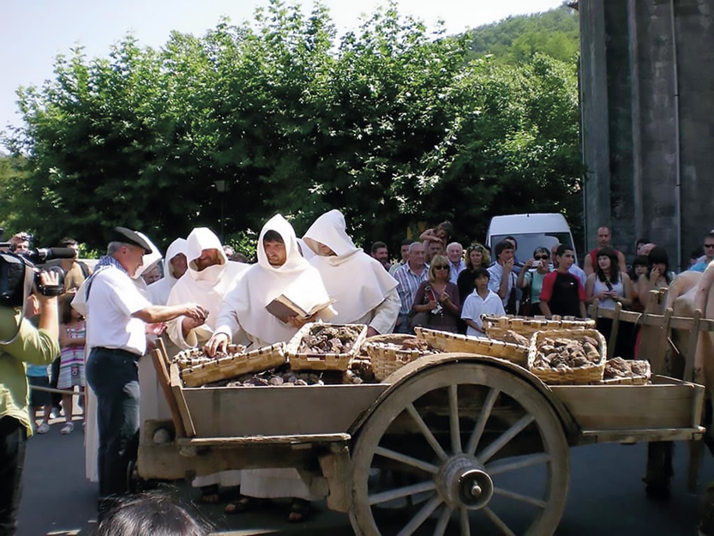 Burdinaren Eguna abuztuaren 9rako prestatu dute Urdazubin