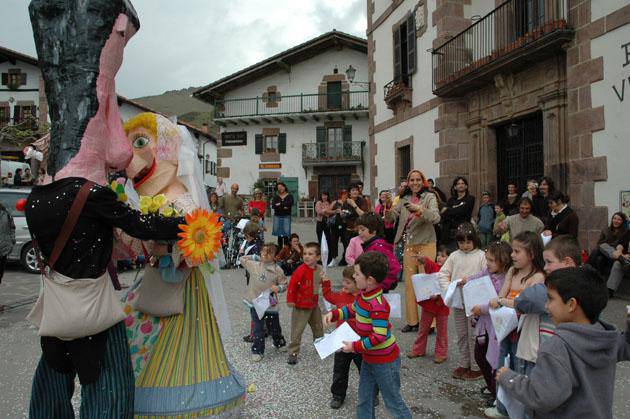 Eskual titiriteroen zortzigarren topaketa ospatuko da asteburu honetan Zugarramurdin