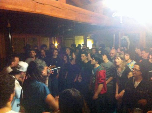 Kontzertuak eta zinea Herriko Ostatuan