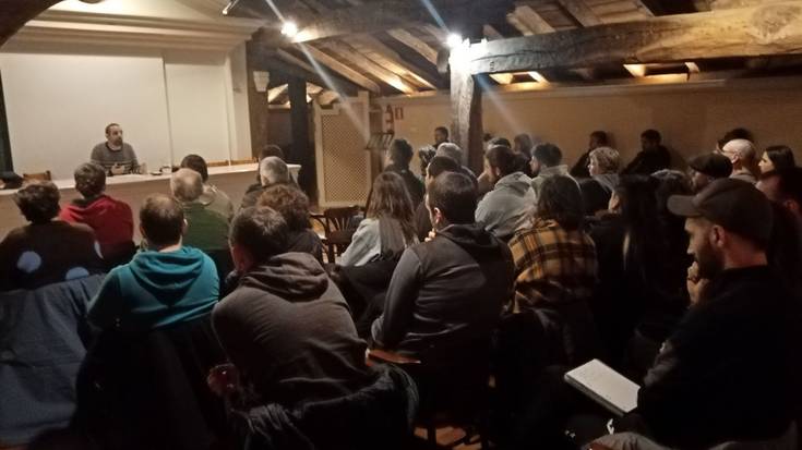 Estatubatuarrek Venezuelan egindako erasoa solasbide